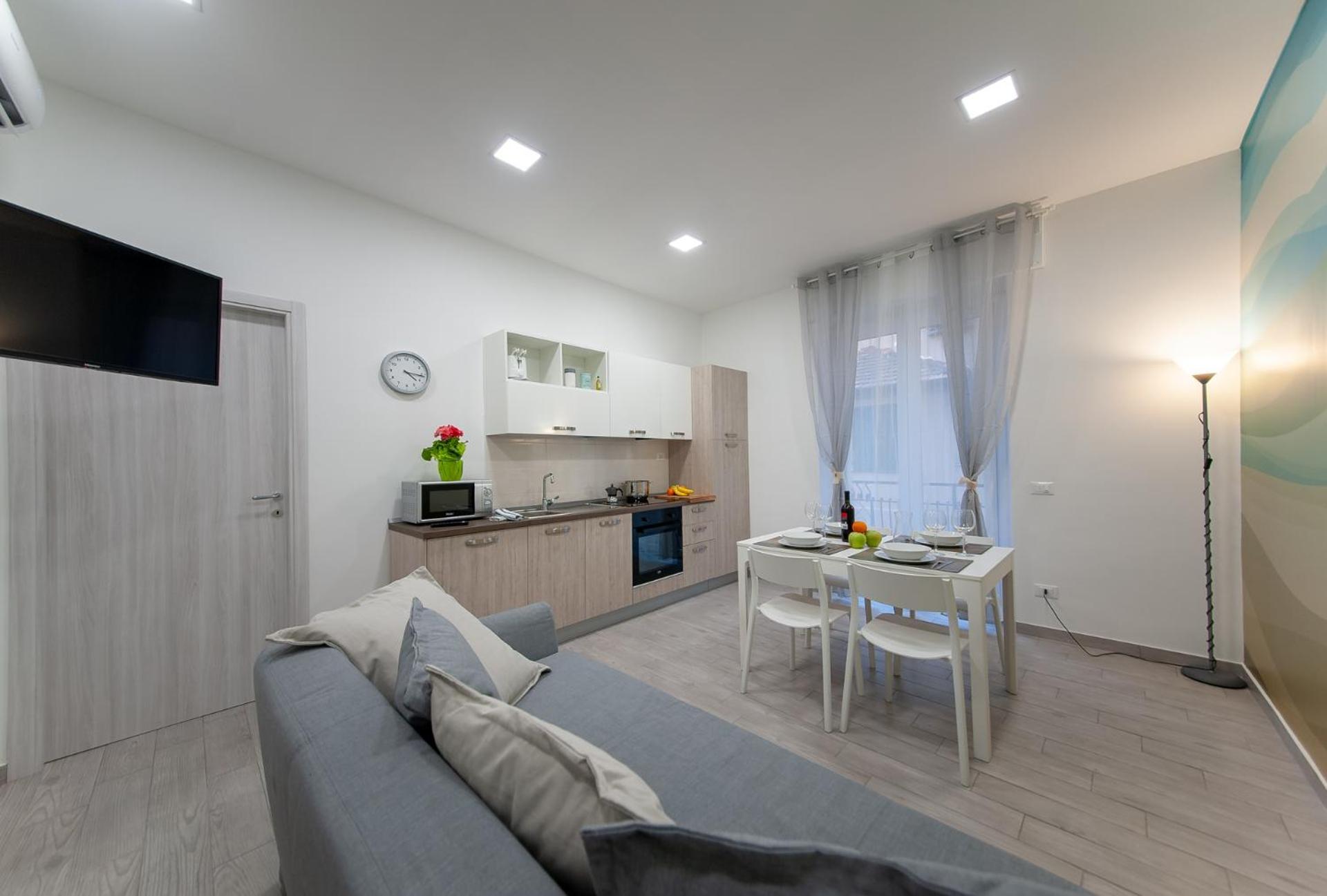 Ines Rivieraholiday Albenga Kültér fotó